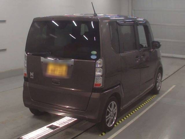 767 HONDA N BOX JF1 2013 г. (CAA Tokyo)